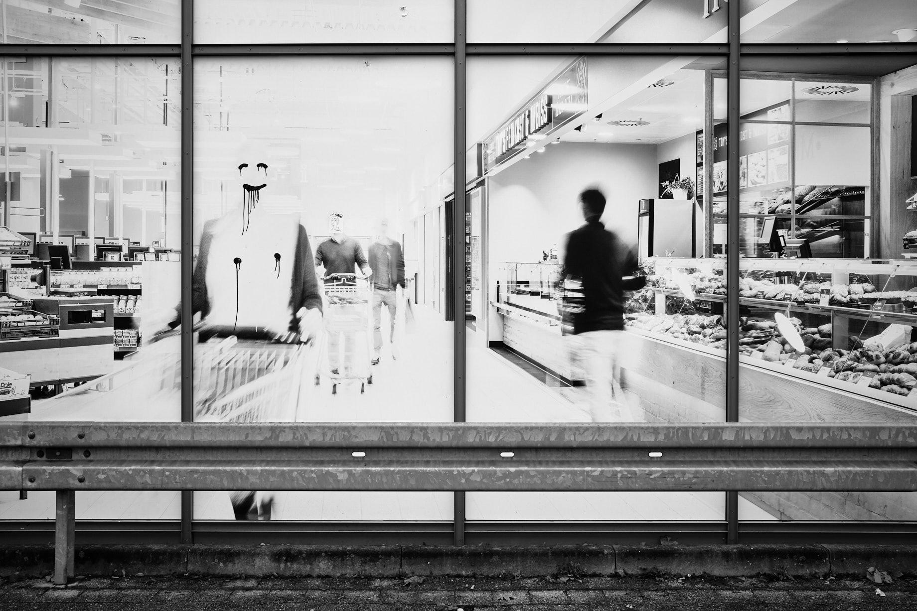 &bdquo;Schaufenster&ldquo; einer Kaufland-Filiale in Dessau. - Foto: Thomas Steinberg