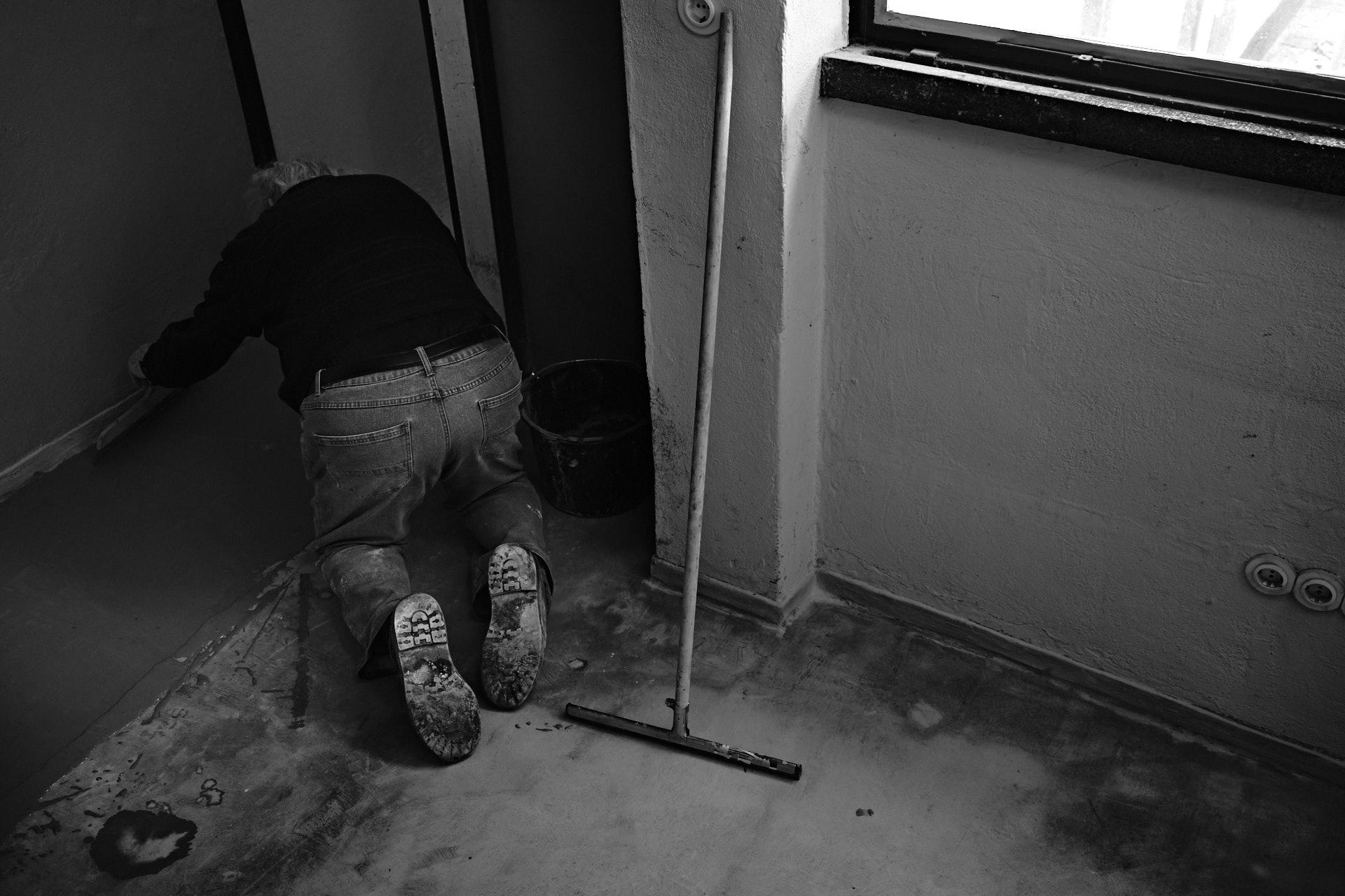 Verteilen des Substrats - Foto: Thomas Steinberg