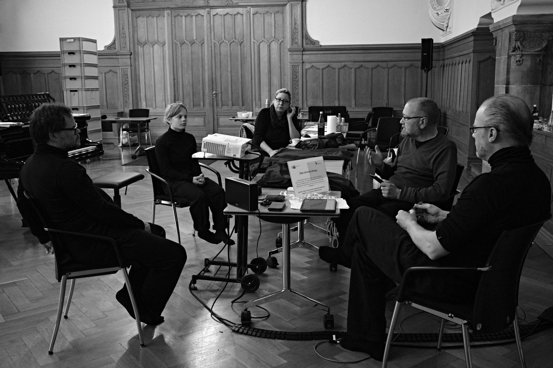 Teambesprechung - Foto: Thomas Steinberg