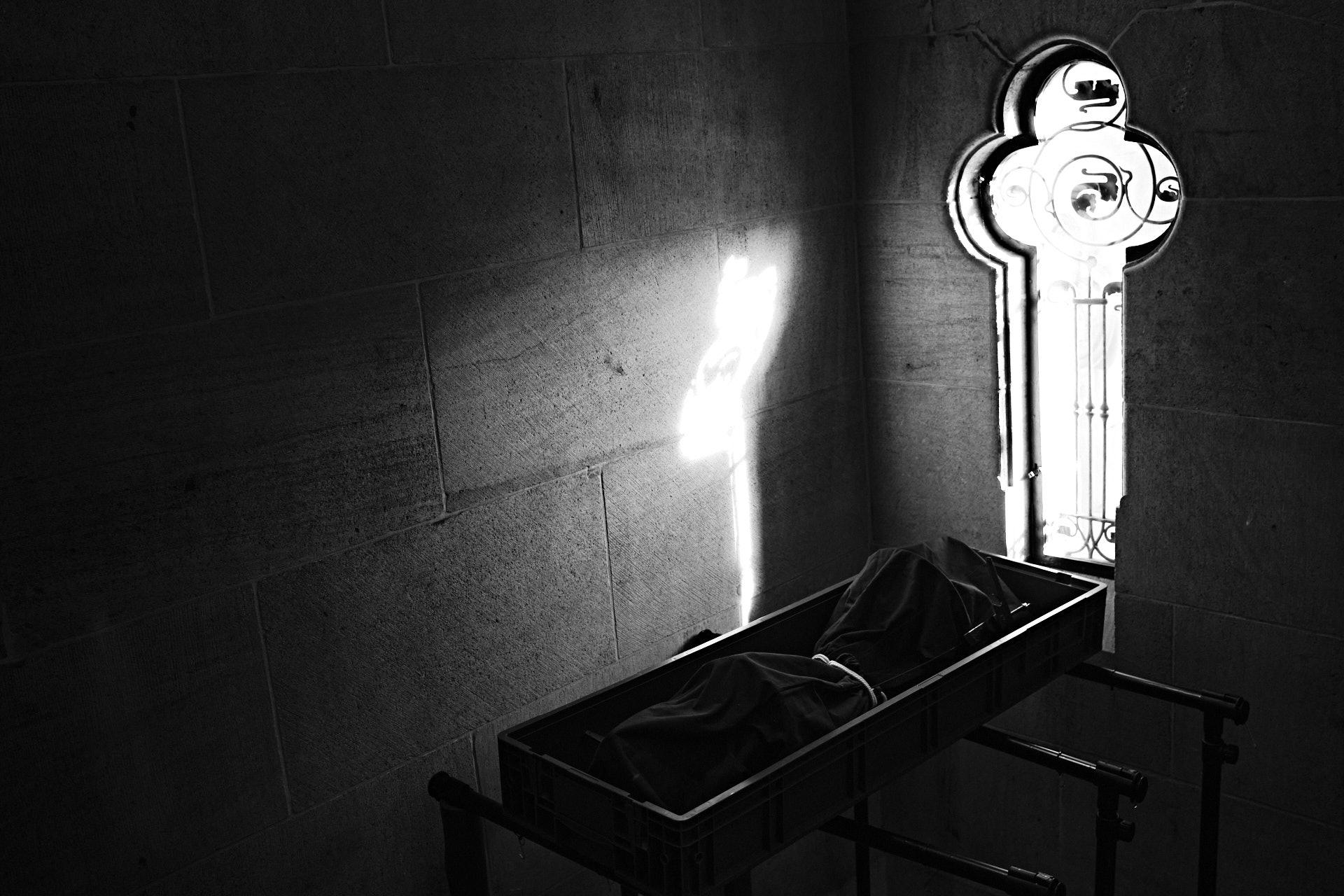 Marionette ind Transportkiste - Foto: Thomas Steinberg